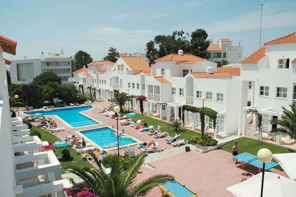 Ein Foto vom Pool im Apartments Ouratlantico