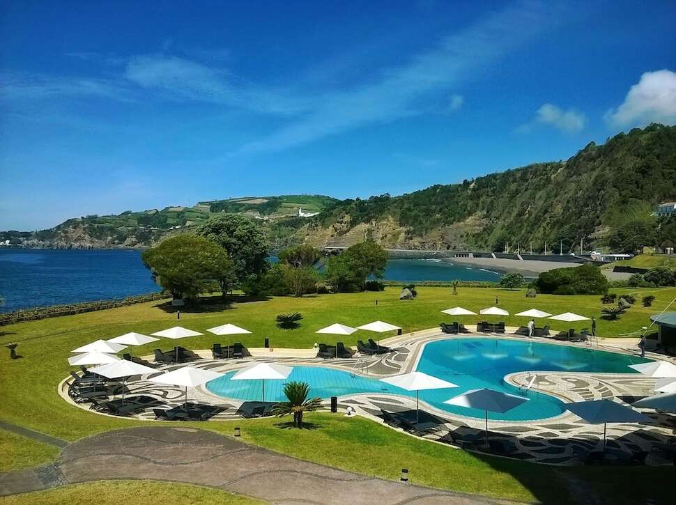 Een foto van het zwembad bij Pestana Bahia Praia