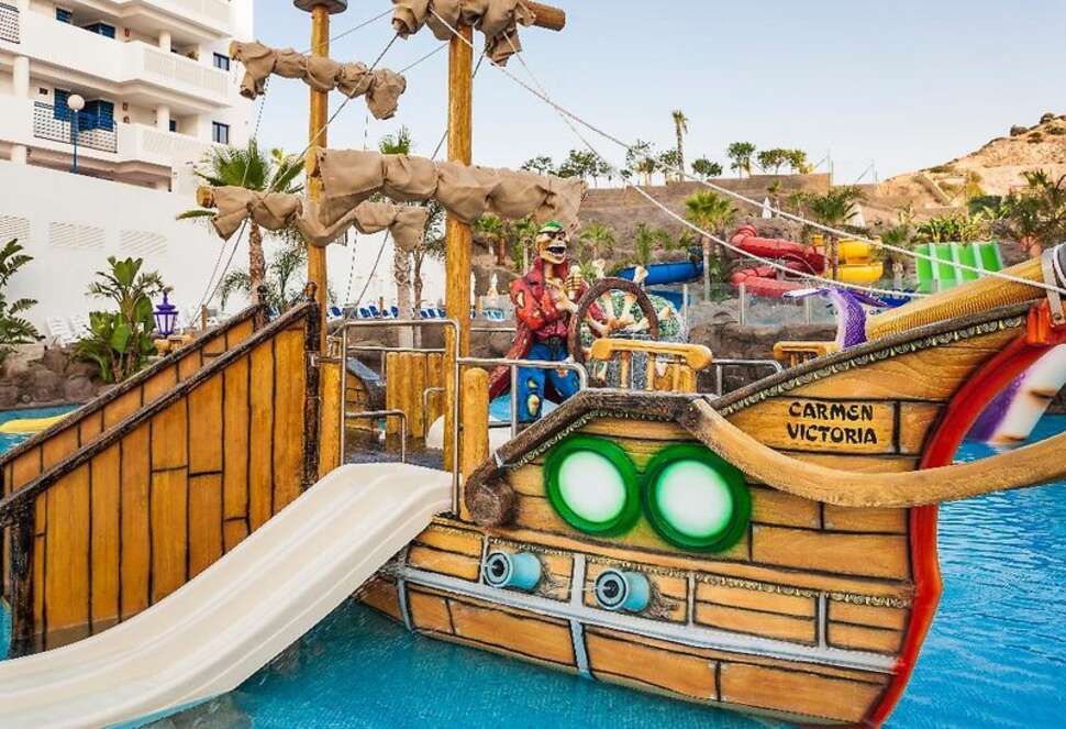 Een foto van het zwembad bij Globales Los Patos Park