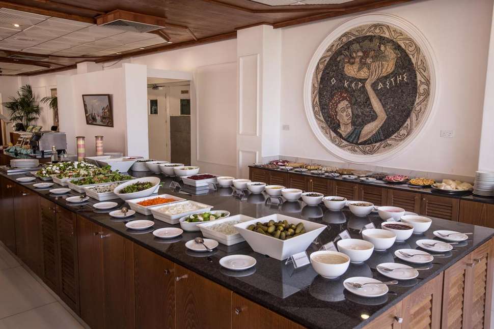 Ein Foto von den Einrichtungen im Tsokkos Protaras Beach Hotel