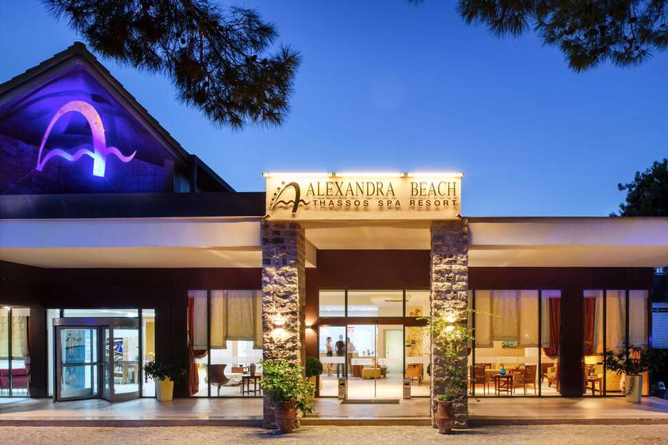 Een foto van de buitenkant van Alexandra Beach Thassos Spa Resort