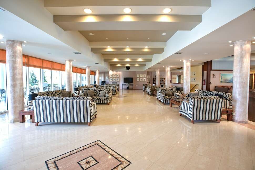 Een foto van Sovereign Beach Hotel