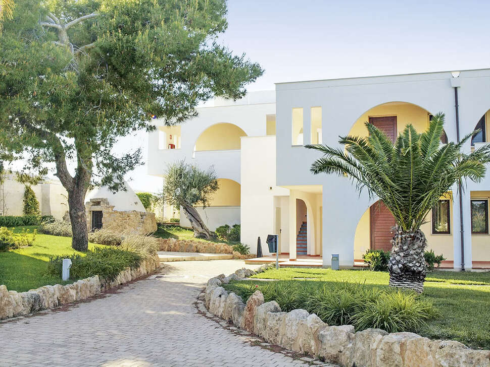 Een foto van de buitenkant van CDShotels Pietrablu Resort & Spa