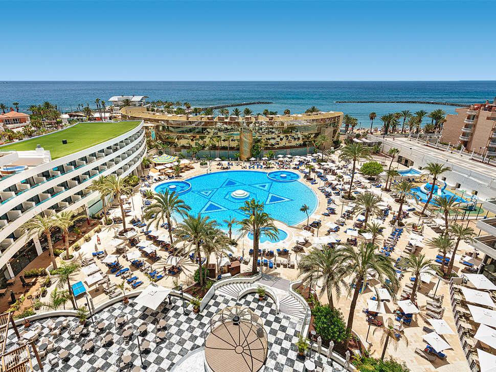 Een foto van Mediterranean Palace Hotel