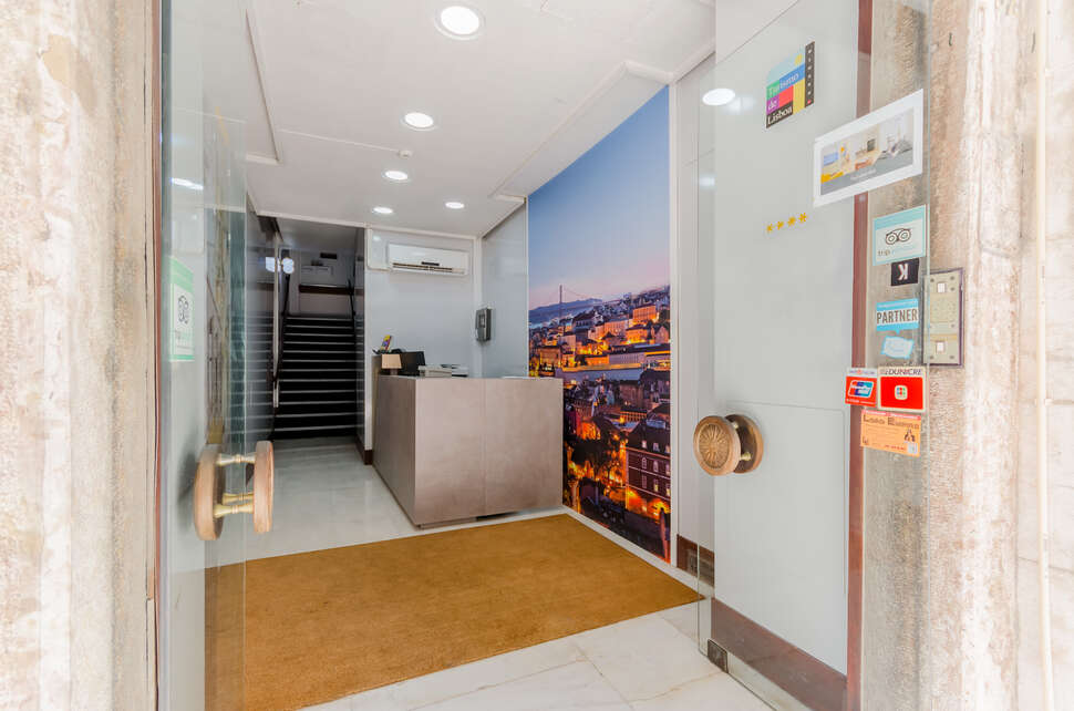 Een foto van het interieur van LX Rossio Hotel