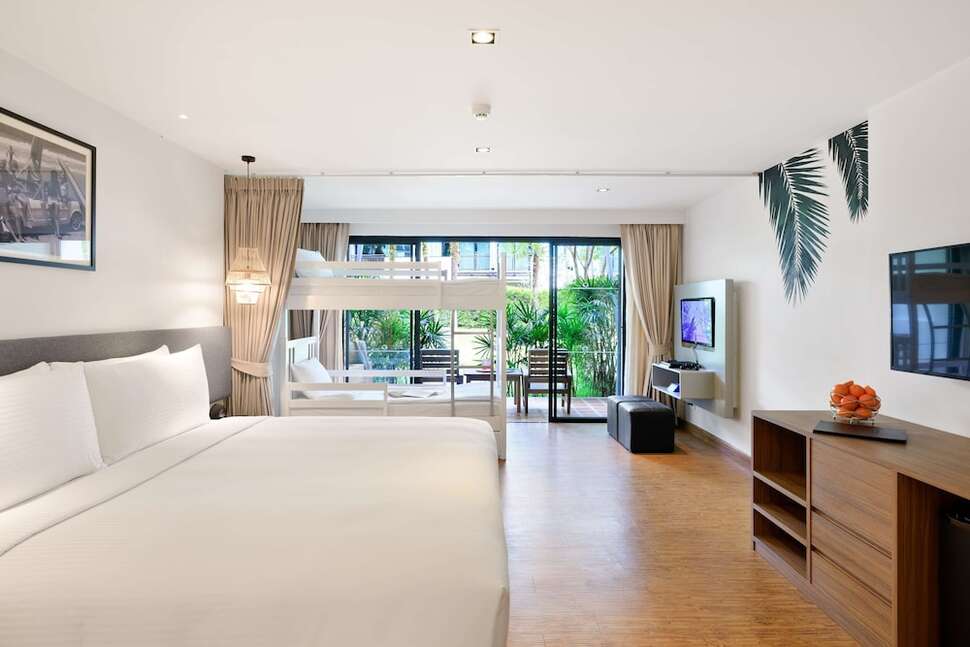 Een foto van Outrigger Khao Lak Beach Resort