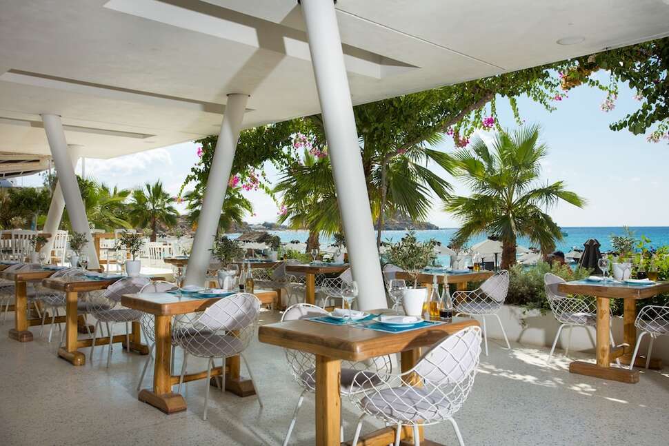 Ein Foto von den Einrichtungen im Mykonos Dove Beach Hotel