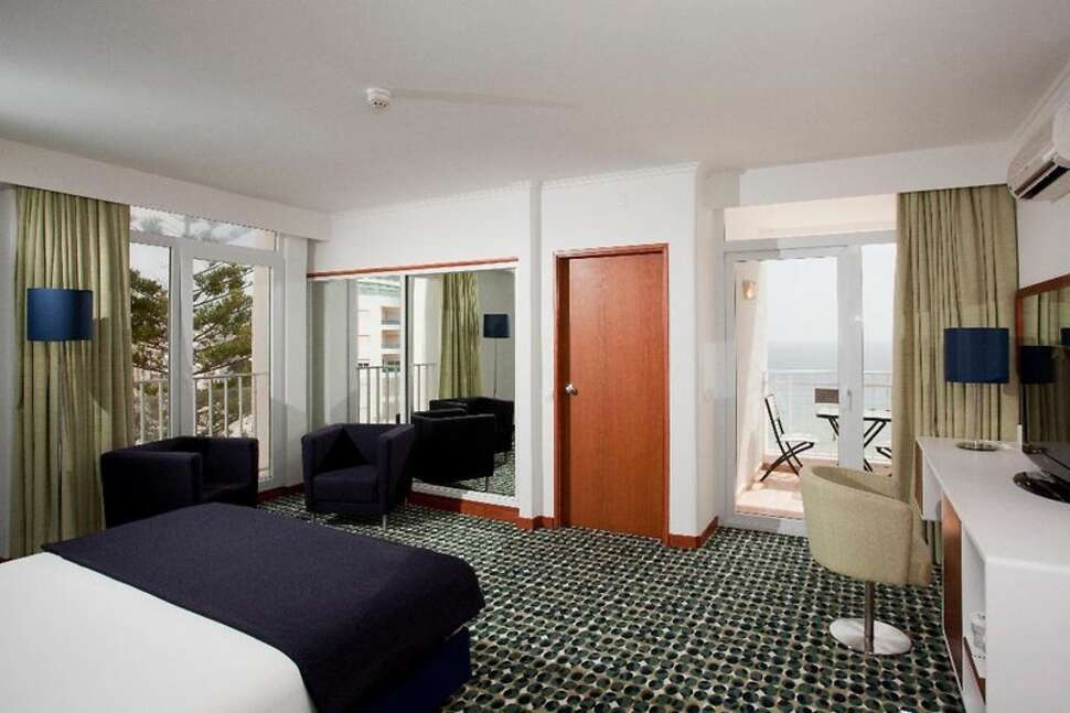 Een foto van Holiday Inn Algarve Armacao de Pera