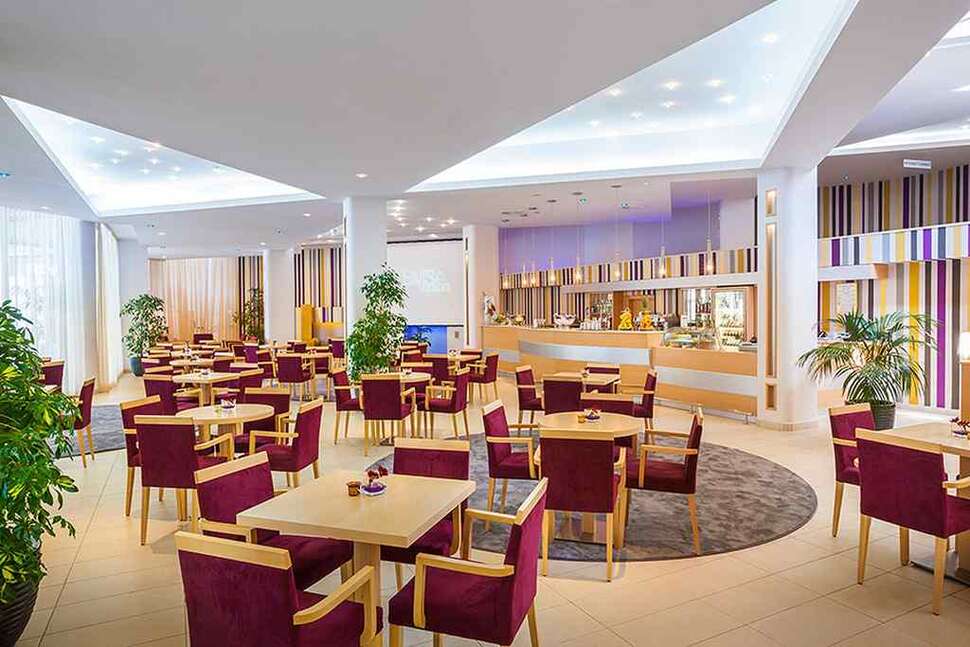 Ein Foto vom Innenbereich im Aminess Vival Maestral Hotel