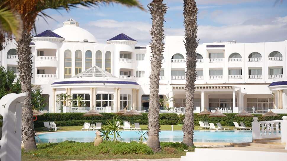 Ein Foto Golden Tulip Taj Sultan