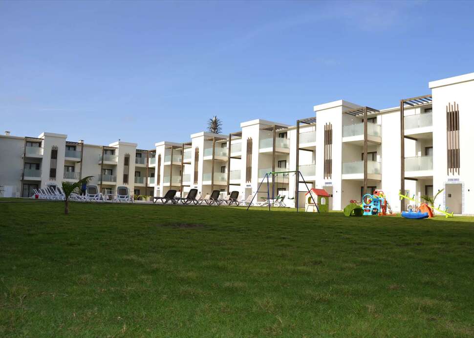 Een foto van de buitenkant van Halos Casa Resort