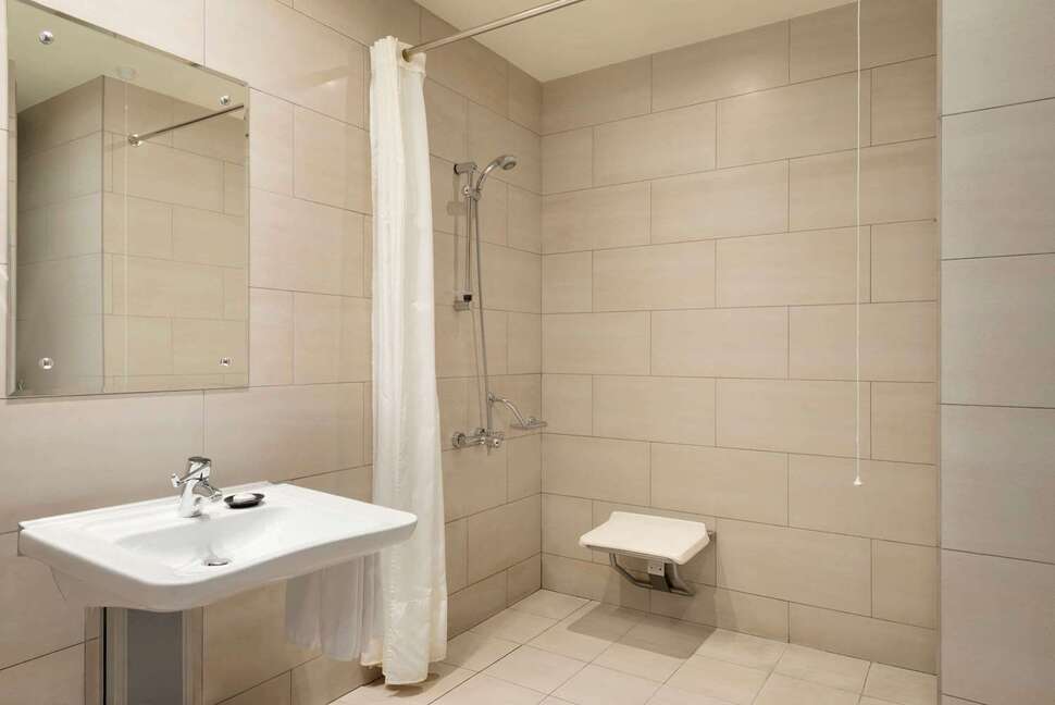 Een foto van Ramada by Wyndham Downtown Abu Dhabi