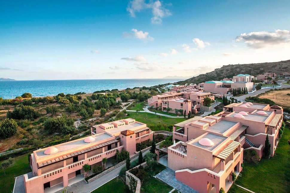 Een foto van de buitenkant van Atlantica Belvedere Resort