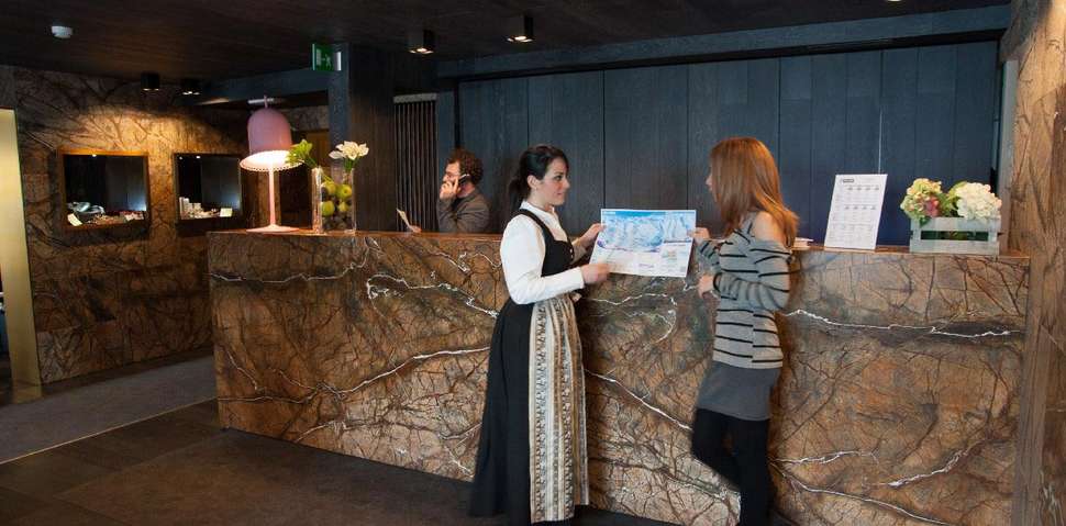 Een foto van het interieur van Charme Hotel Alexander