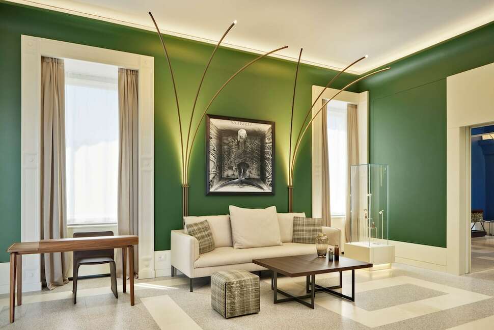 Ein Foto De Bonart Naples Curio Collection by Hilton
