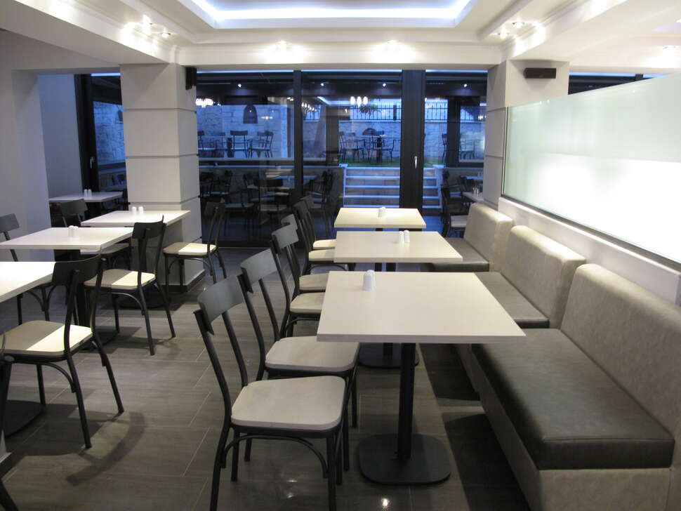 Een foto van de faciliteiten bij Royal Hotel & Suites
