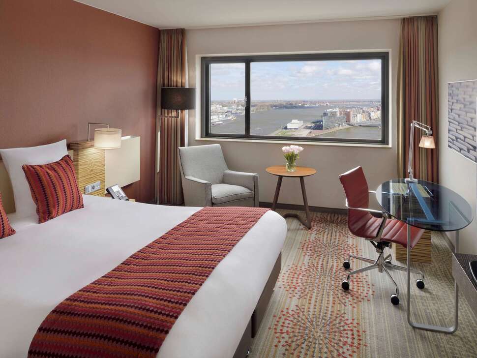 Ein Foto Mövenpick Hotel Amsterdam City Centre