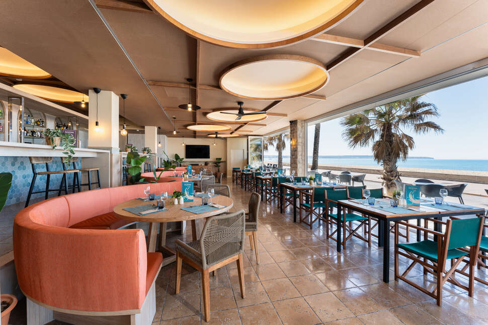Een foto van Fergus Style Palma Beach