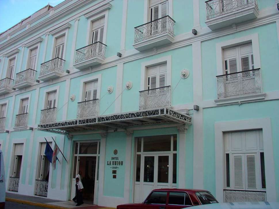 Ein Foto von der Außenansicht des La Union Hotel