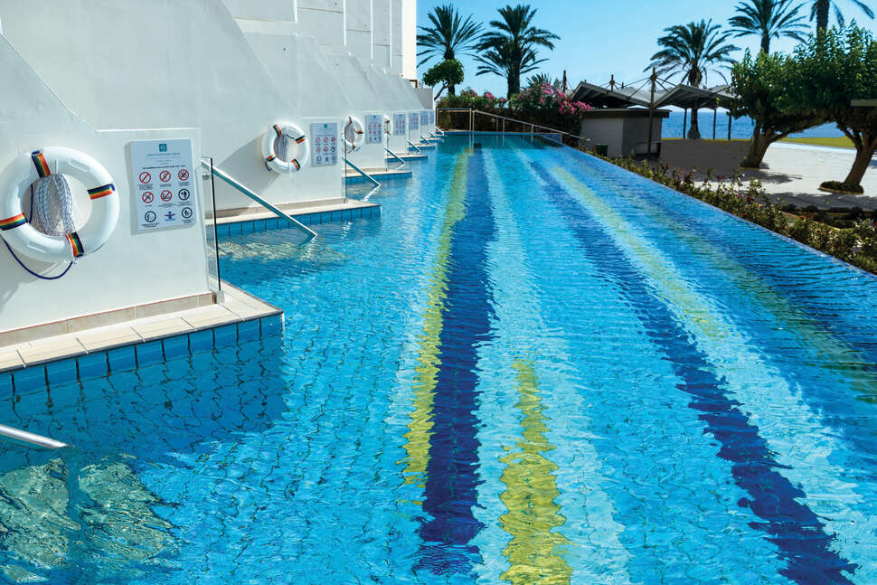 Een foto van Constantinou Bros Athena Beach Hotel