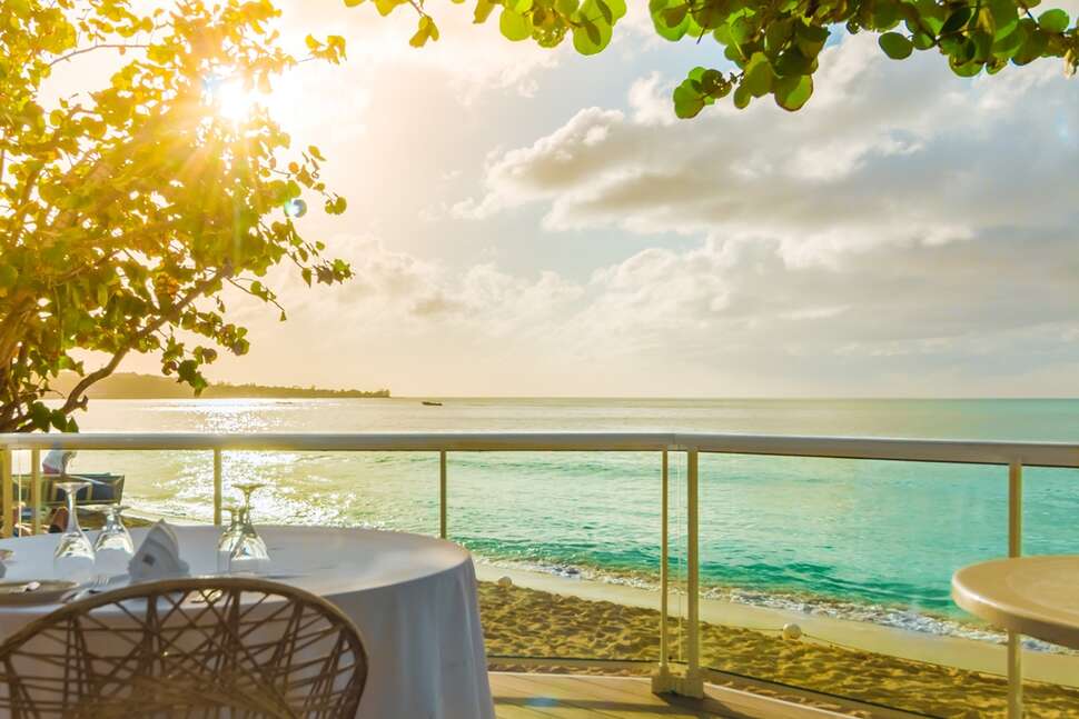 Een foto van de faciliteiten bij Travellers Beach Resort