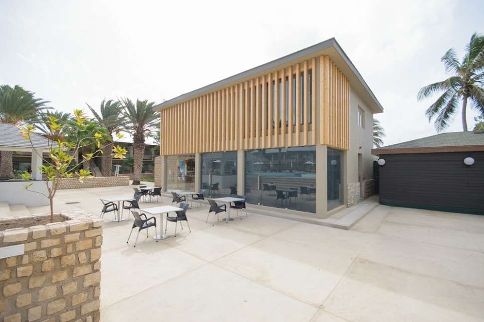 Een foto van het terras bij Oasis Belorizonte Hotel