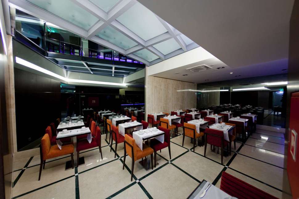 Een foto van de faciliteiten bij Luxe Hotel by Turim Hotels