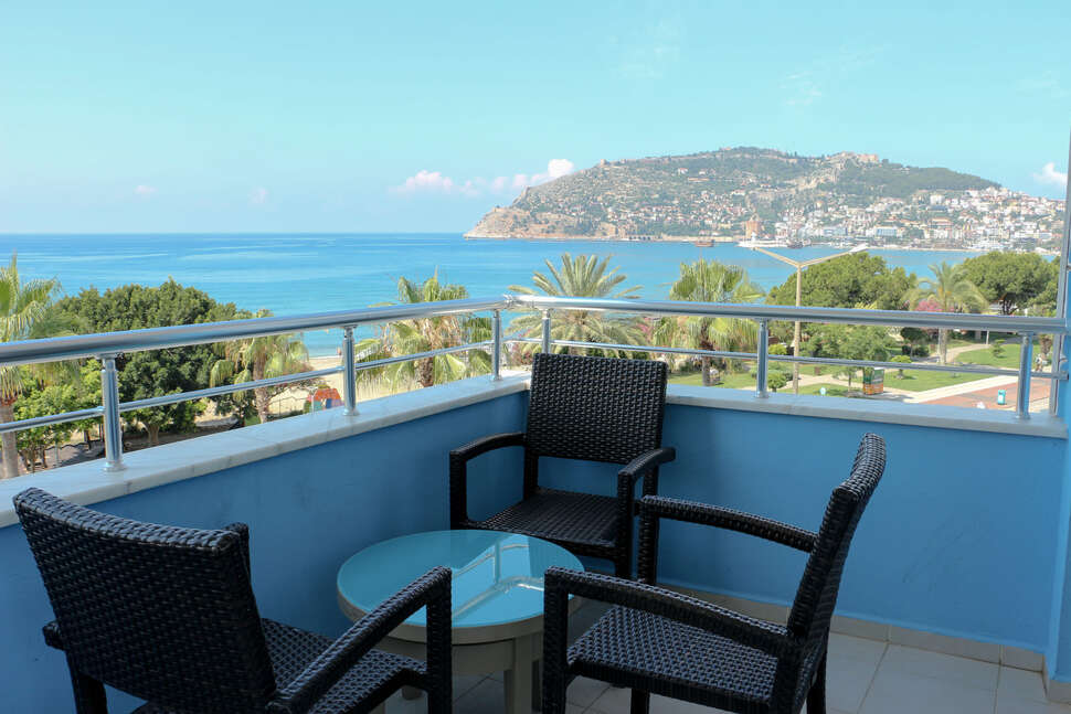 Ein Foto Hawaii Suite Beach Hotel