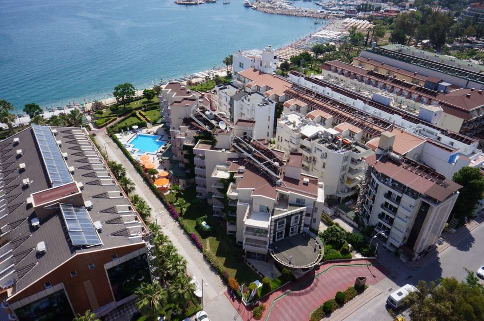 Een foto van het zwembad bij Viking Nona Beach Hotel