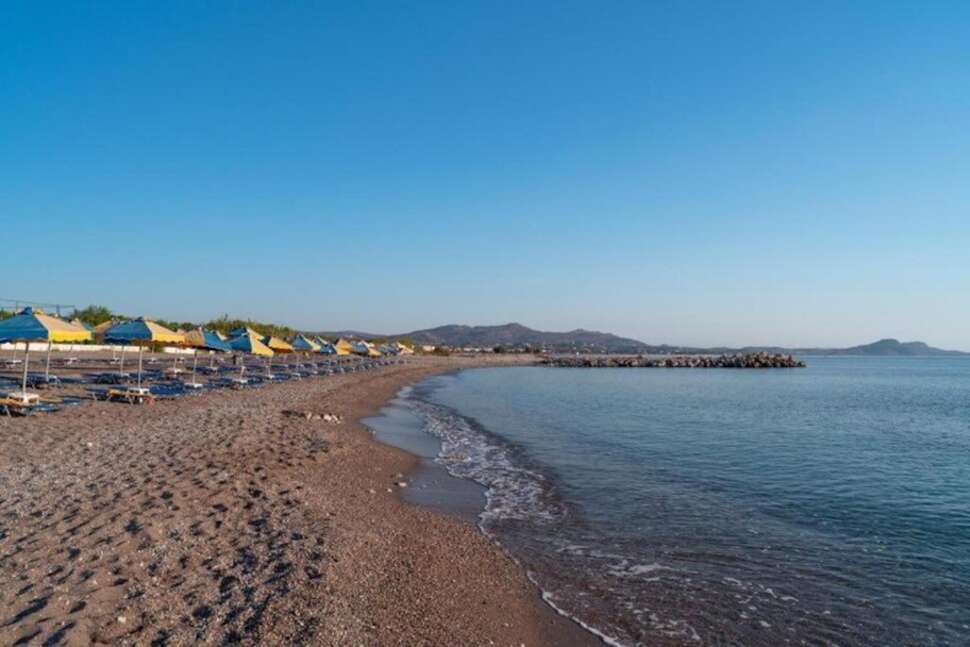 Een foto van het strand bij Myrina Beach Hotel