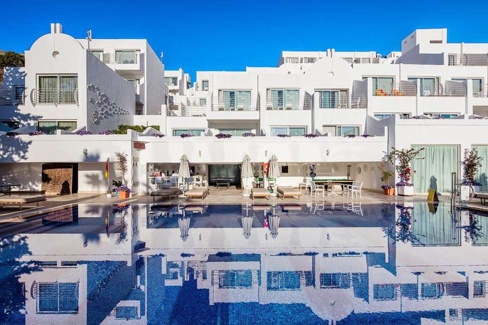 Een foto van het zwembad bij Agaya Bodrum
