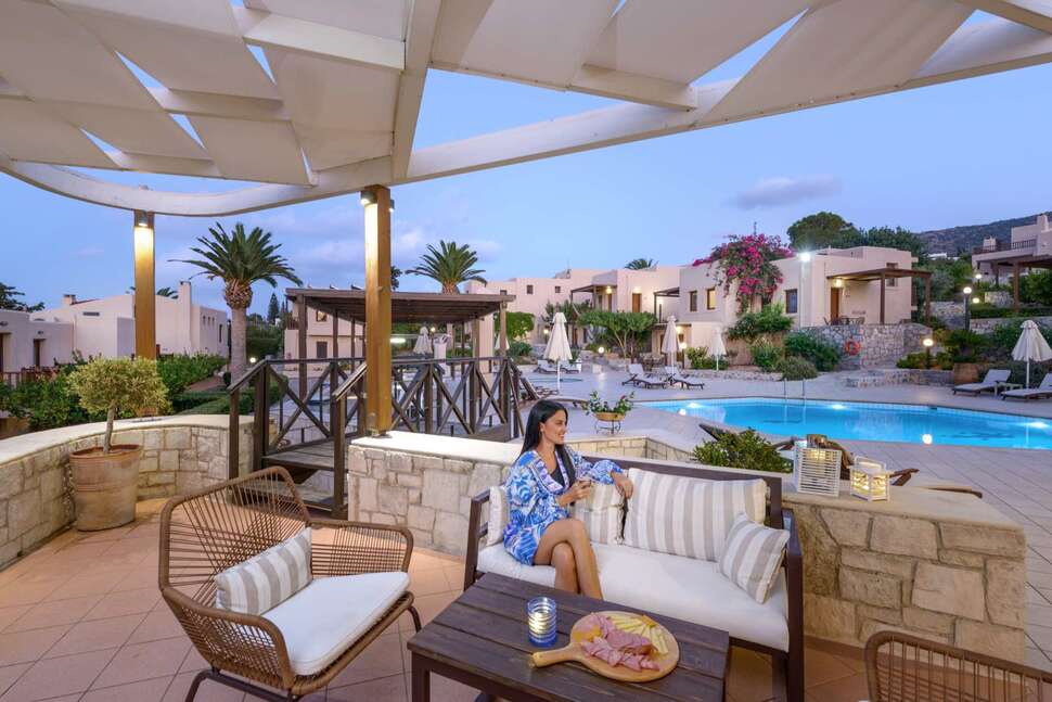 Een foto van het terras bij Ida Village Appartementen I & II