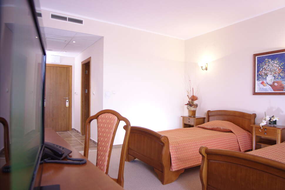 Een foto van Estreya Palace & Residence