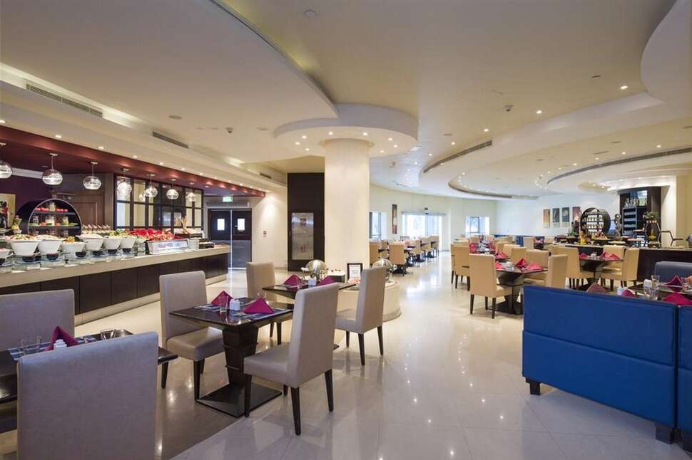 Een foto van Al Hamra Village Hotel
