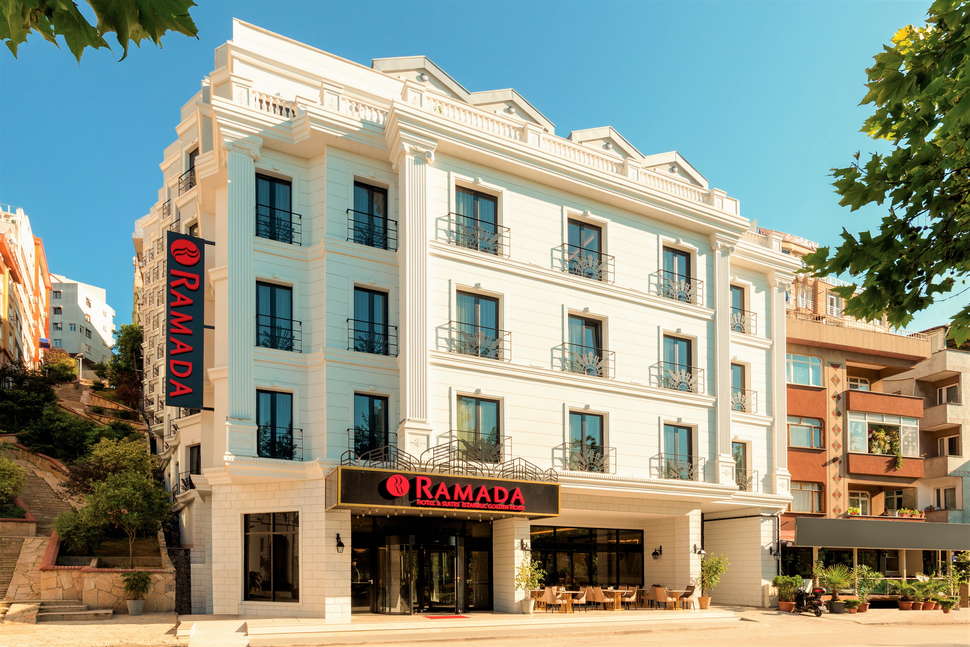 Een foto van Ramada by Wyndham Istanbul Golden Horn
