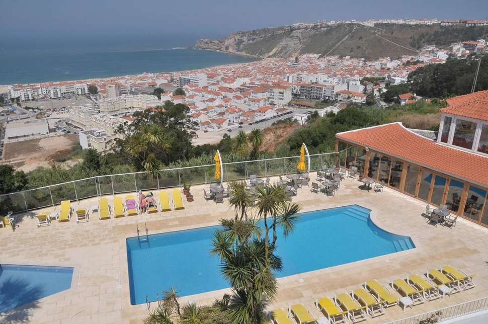 Ein Foto vom Pool im Miramar Hotel & Spa