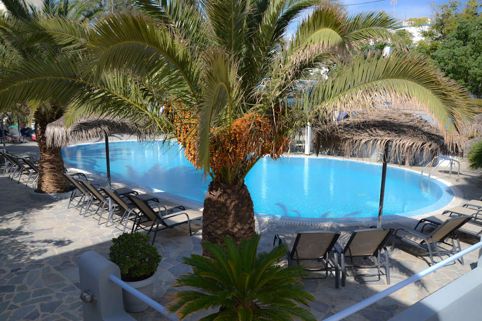 Een foto van het zwembad bij Hotel Zephyros