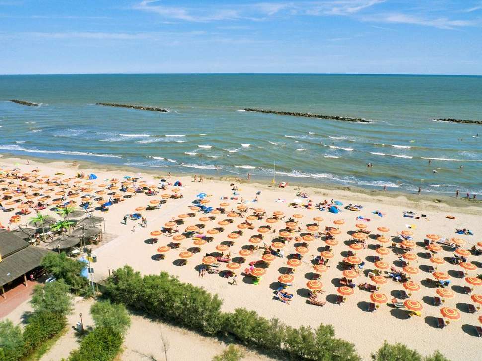 Een foto van het strand bij Camping Spiaggia e Mare
