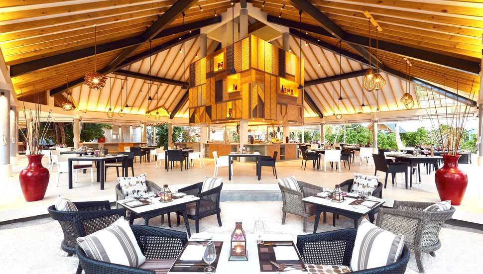 Een foto van de faciliteiten bij NH Collection Maldives Havodda Resort
