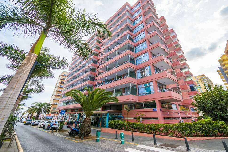 Een foto van de buitenkant van Checkin Concordia Playa