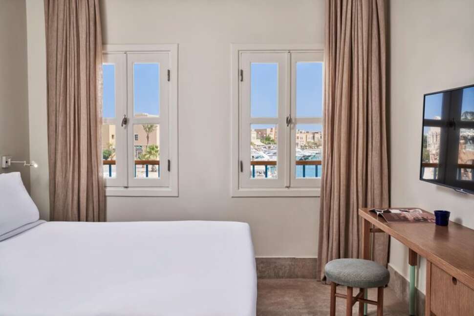 Ein Foto Captain's Inn Hotel