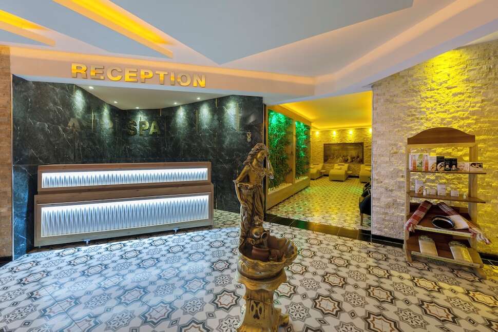Een foto van het interieur van Aska Just In Beach