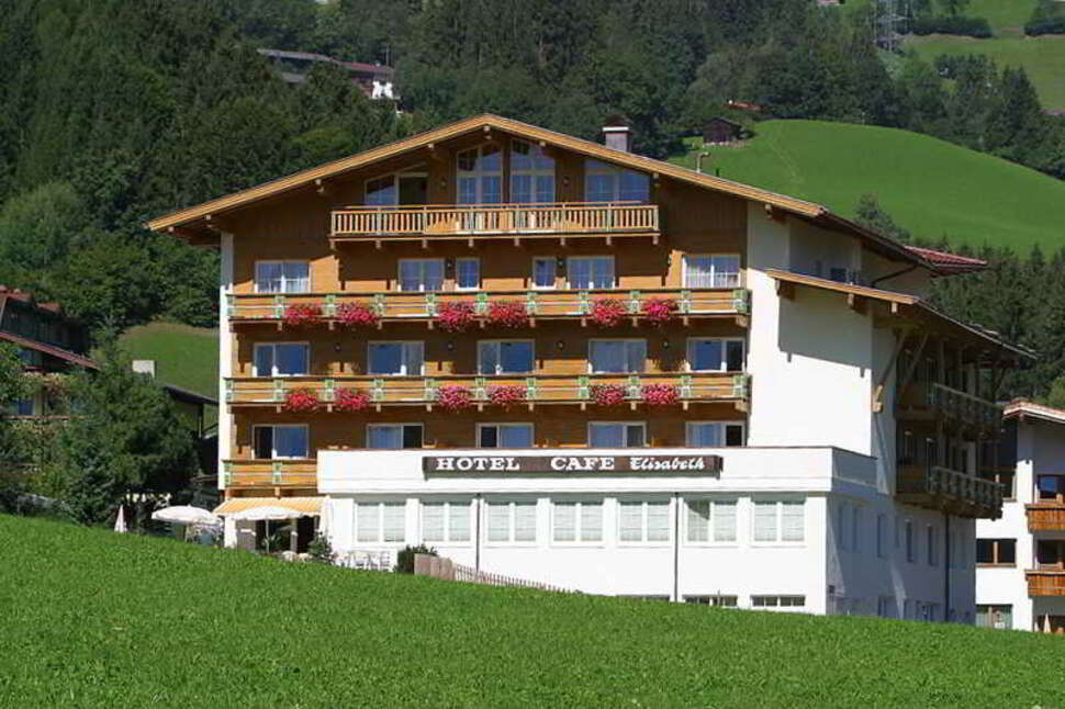 Ein Foto von der Außenansicht des Hotel Elisabeth
