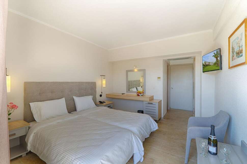 Ein Foto Hotel Livadi Nafsika