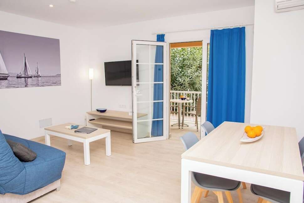 Ein Foto Maribel Apartments