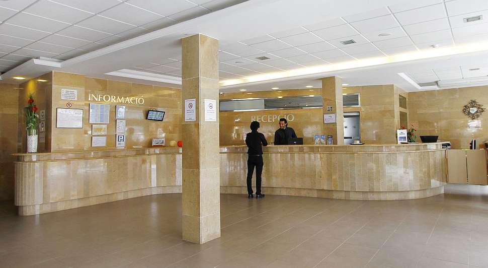 Ein Foto vom Innenbereich im Hotel Bon Repos