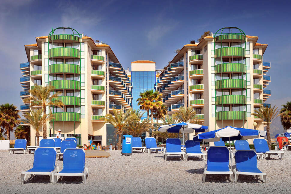Een foto van de buitenkant van Hotel Kaktus Albir