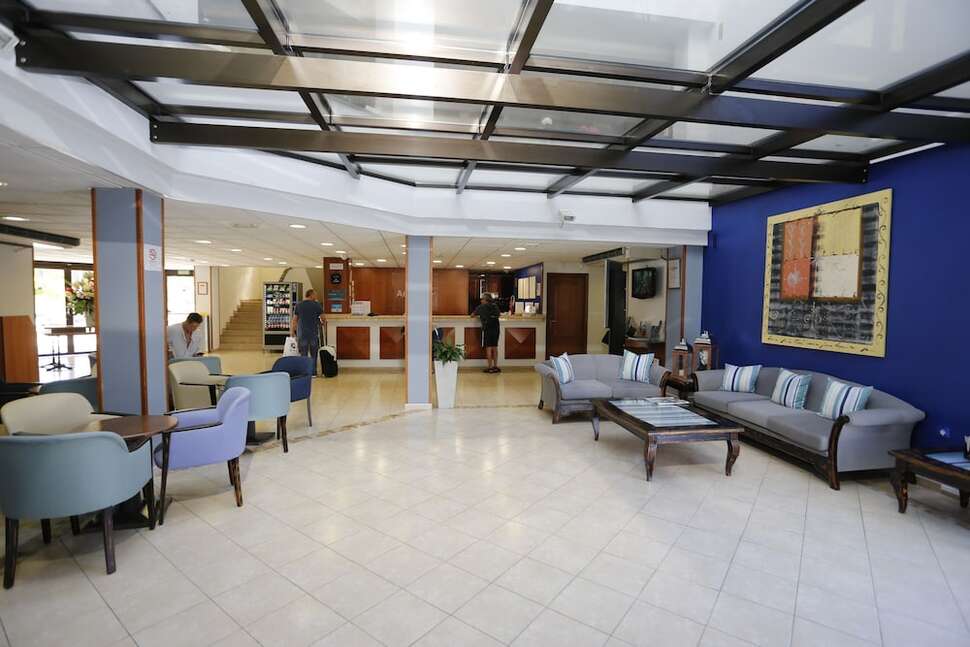 Een foto van het interieur van Aparthotel Andorra