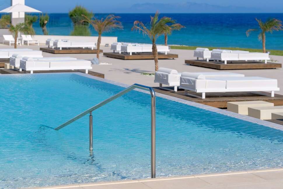 Een foto van het zwembad bij Sun Beach Resort