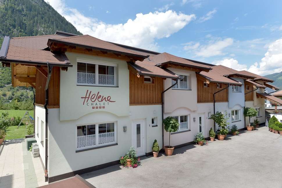 Een foto van een overzicht van Chalet Helene